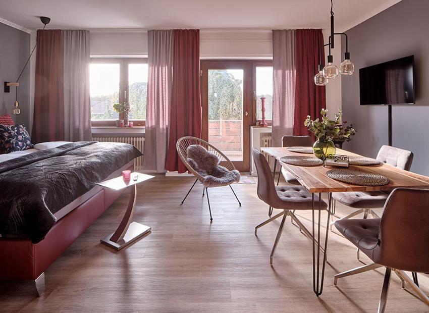 Katarinas House Mit 2 Fewo Stilvoll, Gemuetlich & Zentral Boxspringbett, Parkplatz, Balkon Oder Garten Moers Exteriör bild